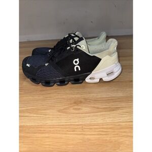 On Cloudflyer Women's Size 9 Helion Cloudtec Swiss Engineering running shoes